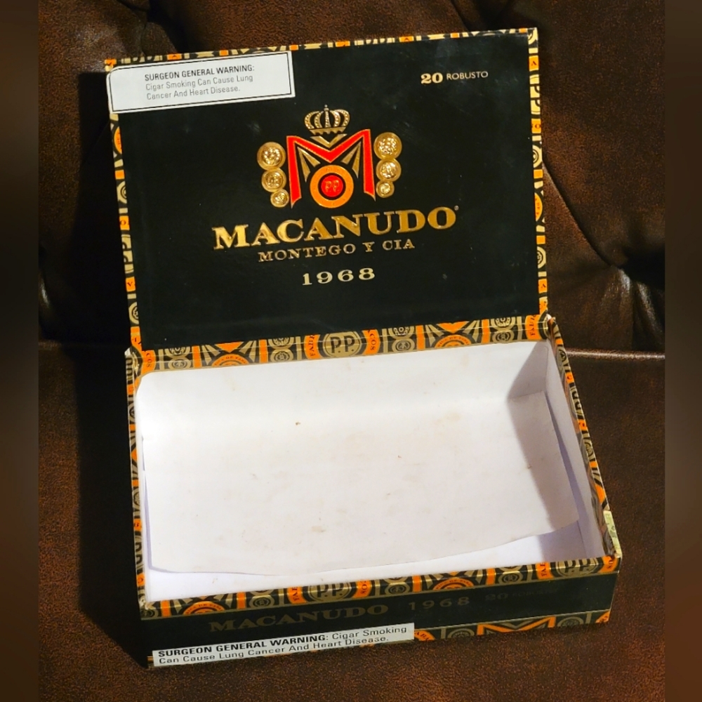 Empty Cigar Box - Picture 8 of 8